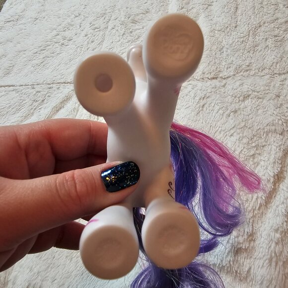 2008 My Little Pony 25th Birthday Celebration Collector Sweetie Belle MLP G3 - Picture 5 of 5